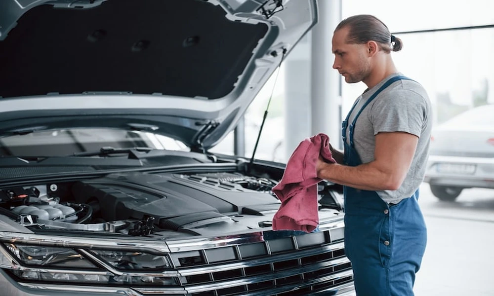 Understanding Disc Brakes vs Drum Brakes: Why Brake Repair Differs for Each System