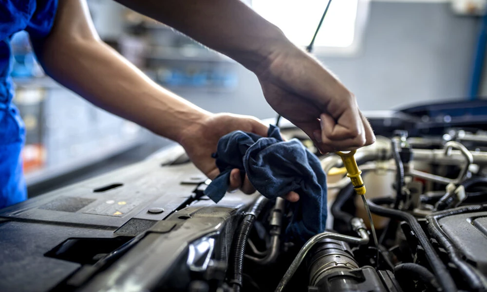 How Mechanics Diagnose Suspected Car Piston Ring Problems
